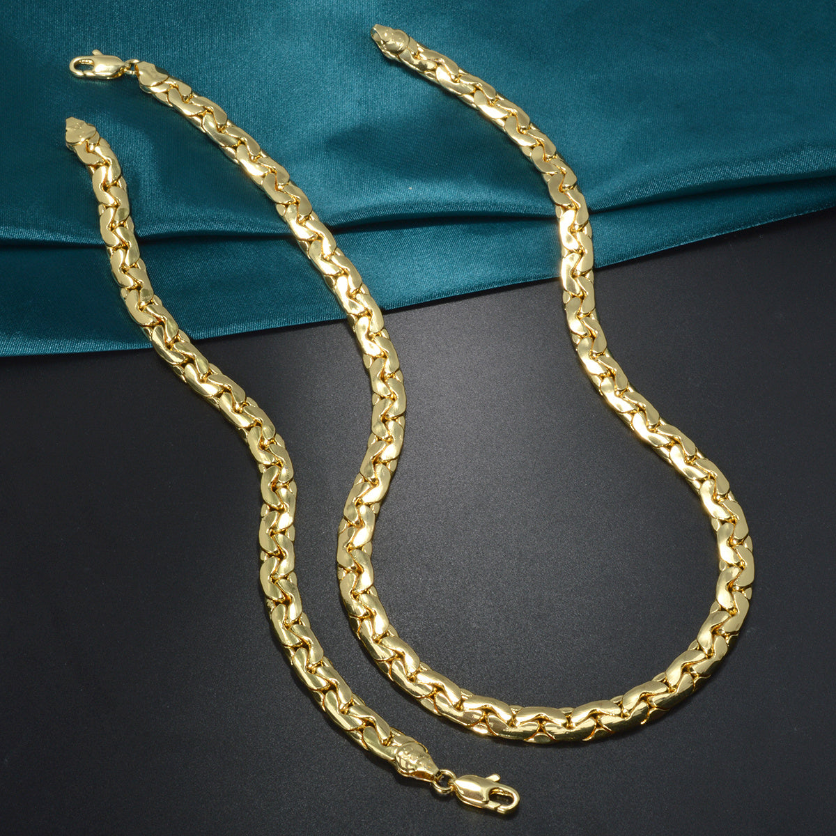 Nivala® | Handgjord Kopparkedja med Guldplätering