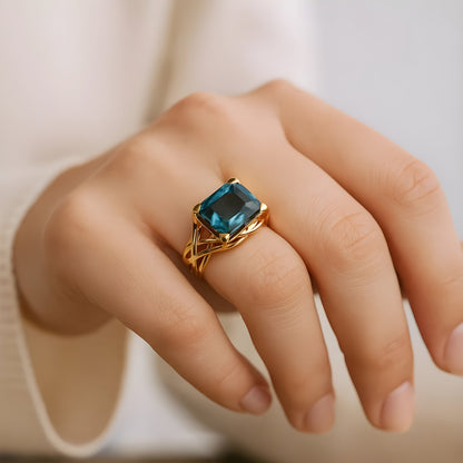 Vintage Guld Blå Zirkonia Ring