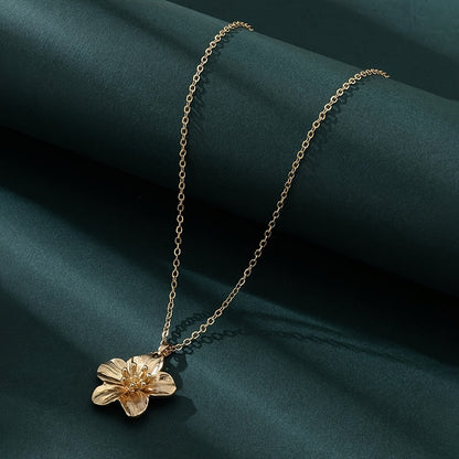 Nivala® | Handgjort Blomhalsband i Guldton