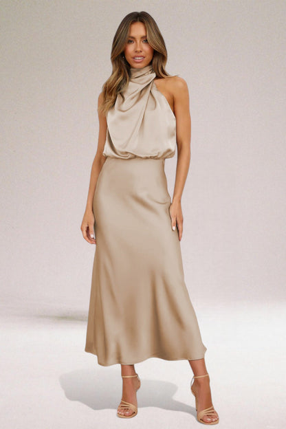 Anna™ | Glamourös Satin Halterklänning