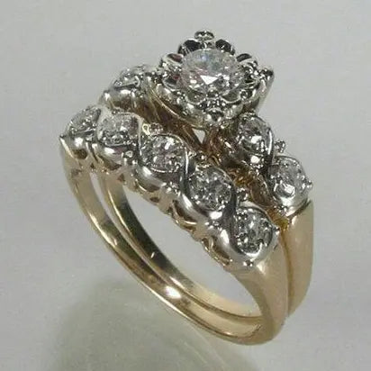 Vintage guld ring med glittrande detaljer